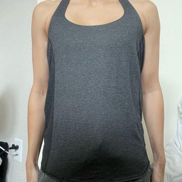 Lulu tank with sports bra attached - Picture 3 of 4